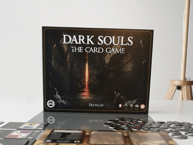 Dark Souls Le Jeu de cartes : un deckbuilding fidèle au jeu vidéo !