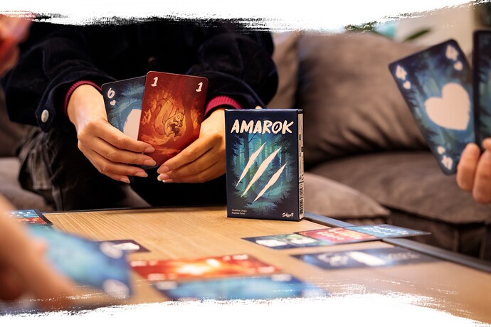 amarok-box-hands-wild.hATKAkzXUK
