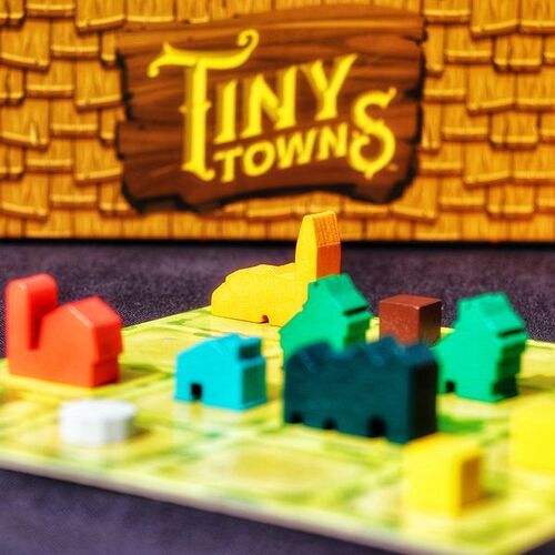 TINY TOWNS: Tiny mais pas si Easy !