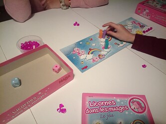 Licorne dans les nuages - le jeu