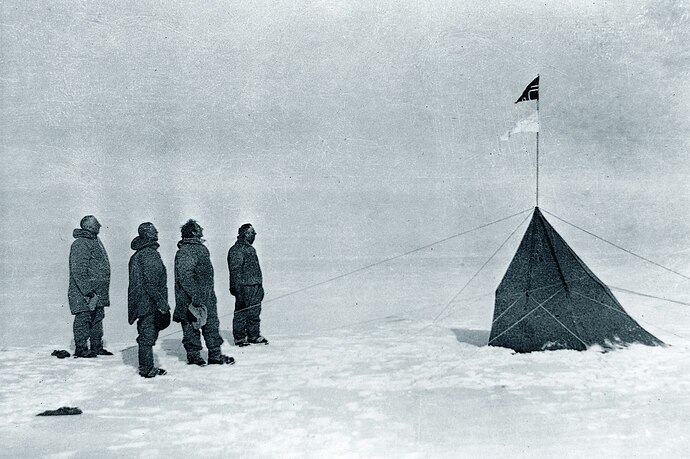 1280px-At_the_South_Pole,_December_1911
