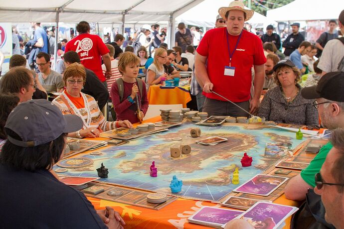 da53bd108ea389730b9e7ea4c25541e457fd.jpe